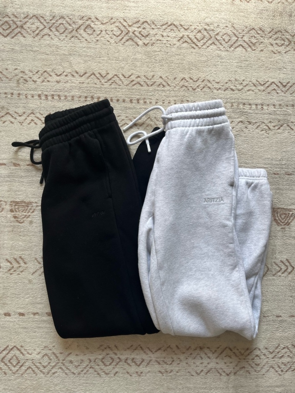 2 Aritzia Boyfriend Fit Sweatpants
